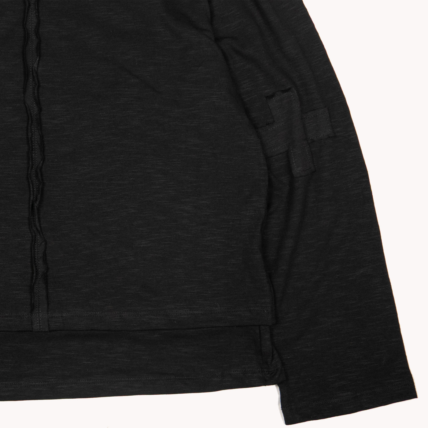 Henley "Skin" Preta